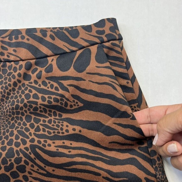 Michael Kors Women's Animal Print Pull On Pants Sz S Elastic Waist Brown Flat - Picture 3 of 9